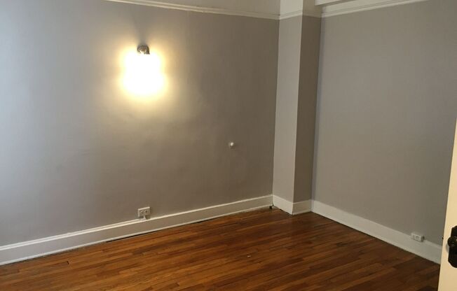 2 beds, 1 bath, 962 sqft, $1,475, Unit 3C