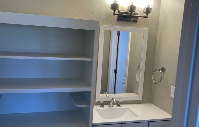 1 bed, 1 bath, 650 sqft, $1,595, Unit 6