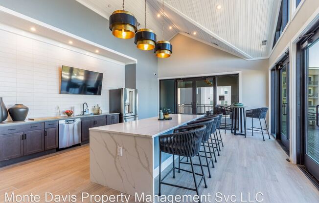4405 Jackson, Unit 3303