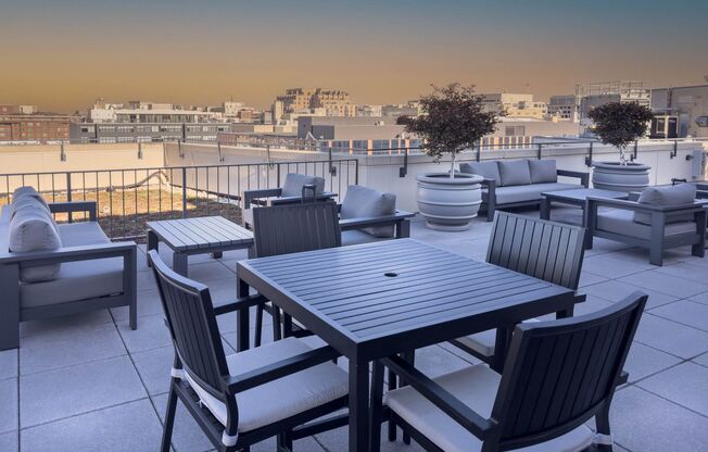 1 bed, 1 bath, $2,650, Unit 302