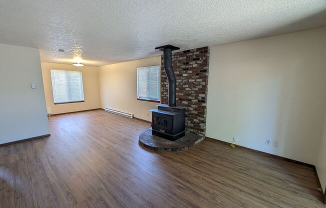 2 bedroom 1 bath duplex