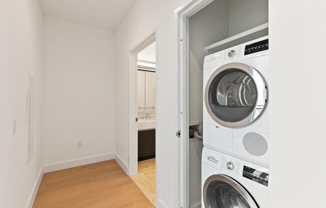 1 bed, 1 bath, 803 sqft, $5,295, Unit 12F