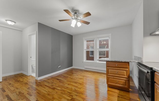 Studio, 1 bath, 260 sqft, $1,315, Unit 7450-46
