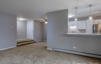 2 beds, 1 bath, 984 sqft, $1,695, Unit 155 118