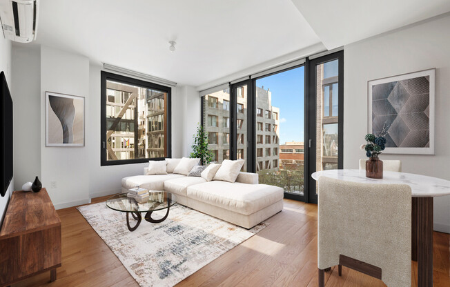 2 beds, 1 bath, $4,175, Unit 760