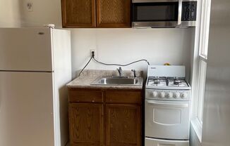 1 bed, 1 bath, $575, Unit 305 Colorado #6