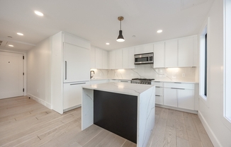 50 LEO BIRMINGHAM PKWY