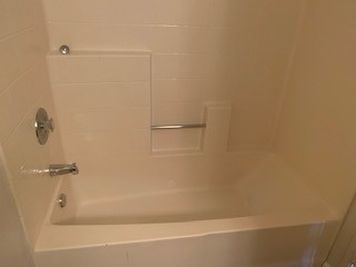 2 beds, 2 baths, 900 sqft, $2,200, Unit 07