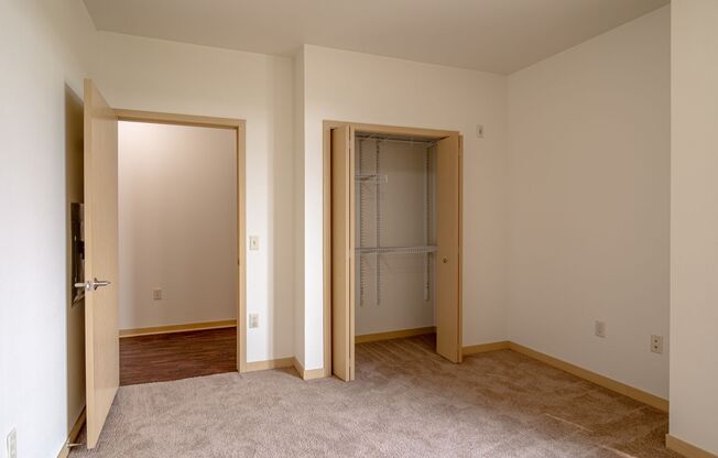 2 beds, 2 baths, 1,132 sqft, $1,370, Unit 8119-313