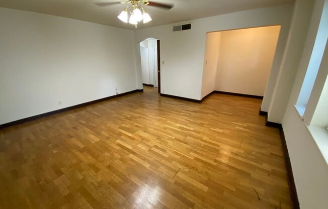 2550 Lake