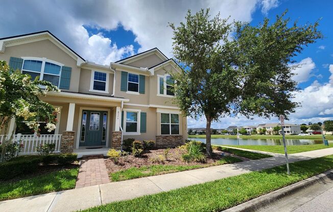 AMAZING 4-BEDROOM LAKE VIEW TOWNHOME AT WINDERMERE!