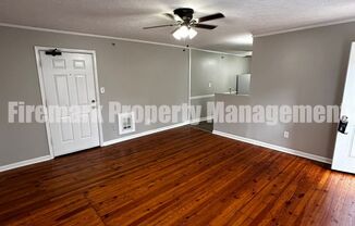 2 beds, 1 bath, $1,299, Unit 6