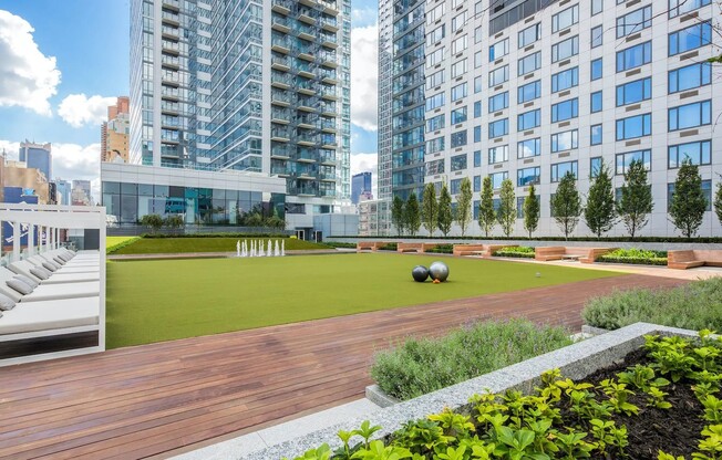 1 bed, 1 bath, $5,000, Unit 63J