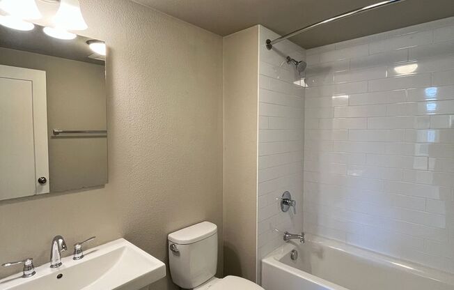 1 bed, 1 bath, $1,545, Unit 16