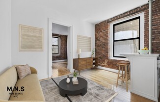 2 beds, 1 bath, $4,250, Unit 3