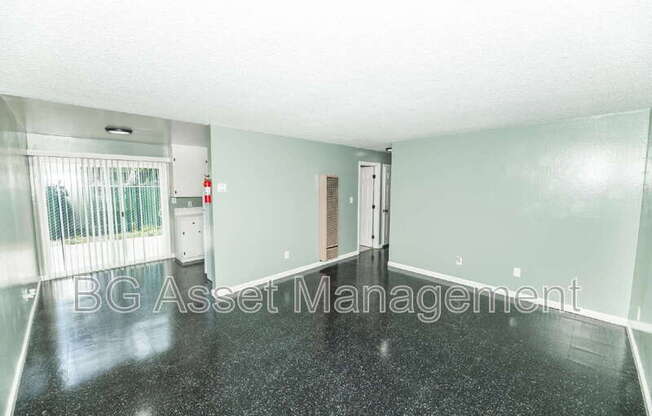 1610 SANFORD AVE