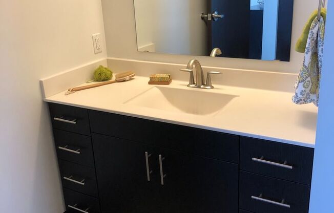 1 bed, 1 bath, 767 sqft, $1,750, Unit 302