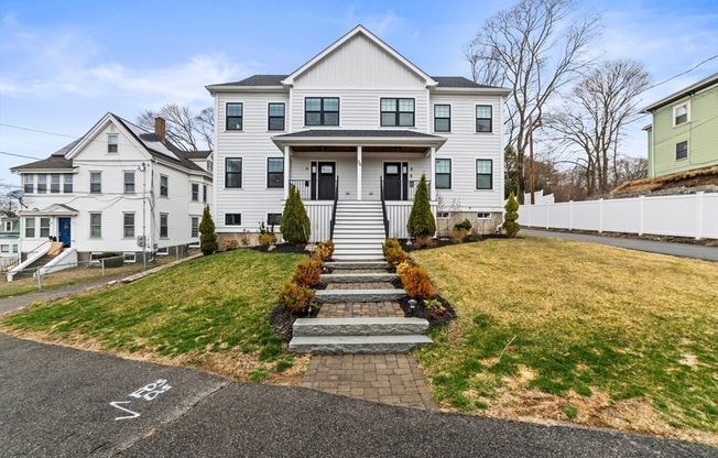 54 WILLIAMS AVE