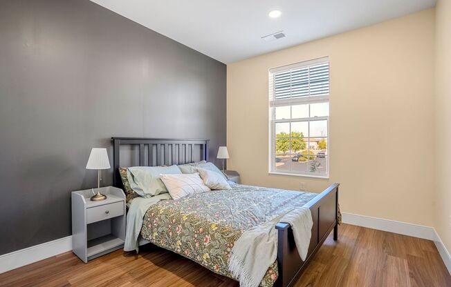1 bed, 1 bath, 569 sqft, $1,199, Unit 140 Emmaus Rd.