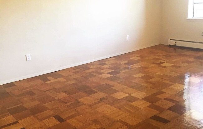 1 bed, 1 bath, 759 sqft, $1,995, Unit 2H