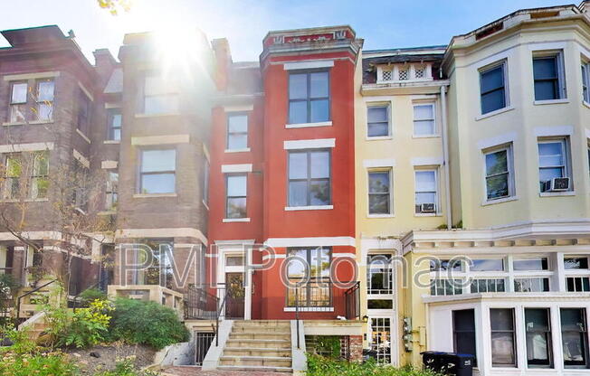 1952 CALVERT ST