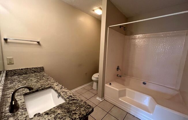 2 beds, 2 baths, $1,200