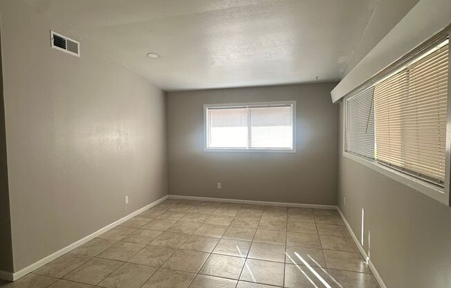 3 beds, 1 bath, $1,200