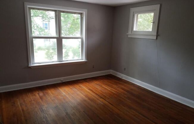 3 bedroom 1 bathroom duplex in Bexley Schools