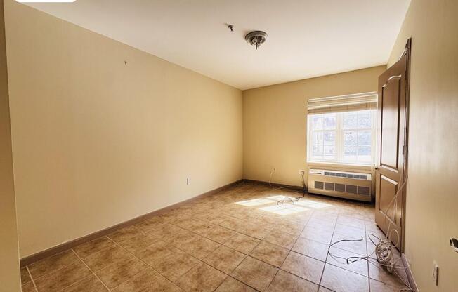 460 LENOX RD