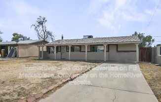 2221 E BEVERLY LN