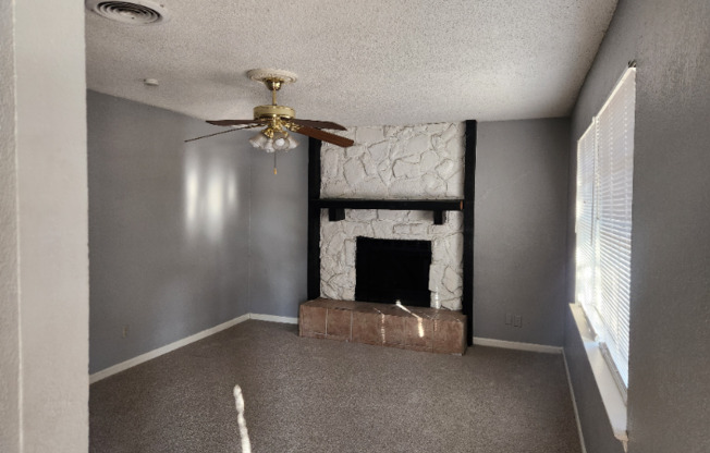 1321 ROSEWOOD HLS DR