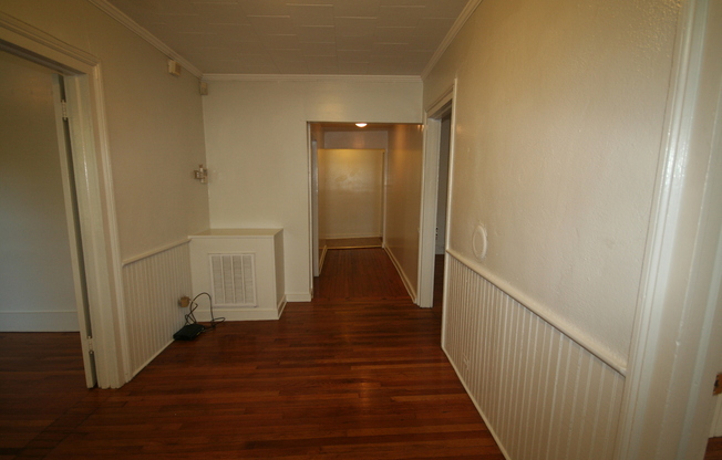 Perfect 4BR Home by Duke - All Appliances / Great Deck and Porch!