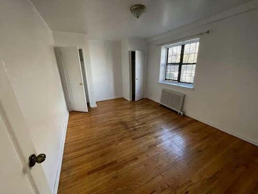 2 beds, 1 bath, 800 sqft, $2,300, Unit 2