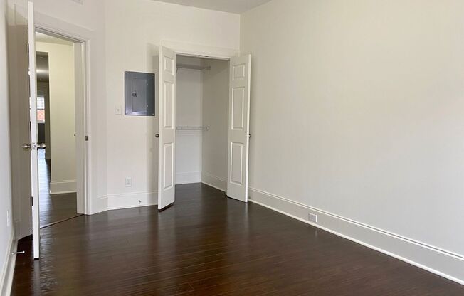 2 beds, 1 bath, $1,650, Unit 1022-4