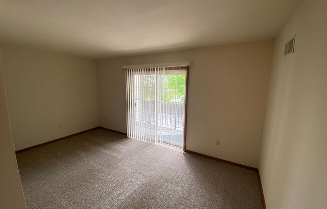 1 bed, 1 bath, 700 sqft, $950