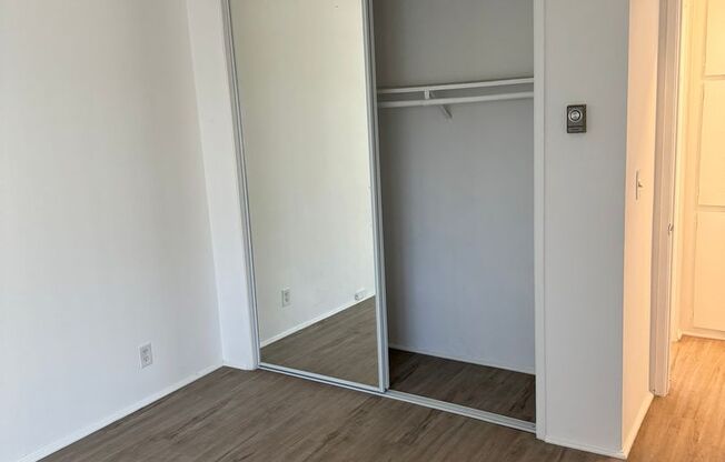 1 bed, 1 bath, $2,495, Unit 14