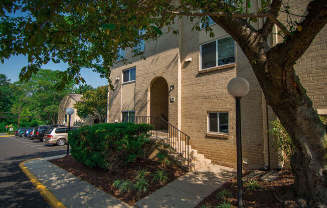 Maplewood Villas Apartments Building Exterior 15