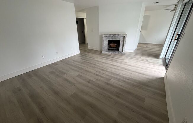 2 beds, 2 baths, 940 sqft, $1,575, Unit 15-36