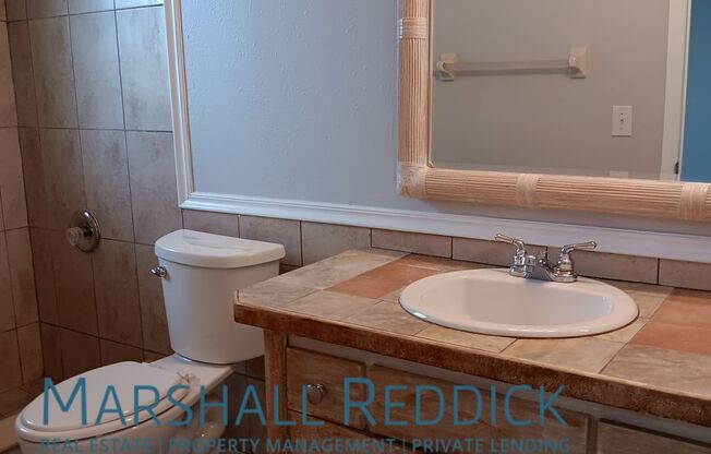 2 beds, 2 baths, $1,445, Unit 1111 SE 9th Ct - Unit A