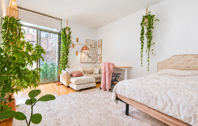 Studio, 1 bath, $4,695, Unit 4B