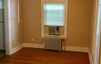 1 bed, 1 bath, 600 sqft, $895, Unit 4