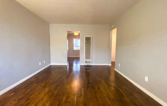 4110-4124.5 32nd Street