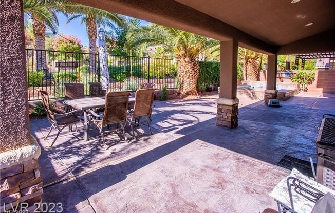 2757 LAGUNA SECA AVE