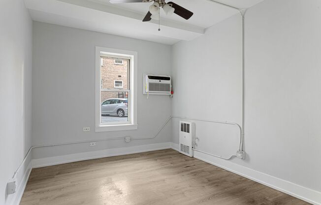 1 bed, 1 bath, 499 sqft, $1,750, Unit 1301-1W