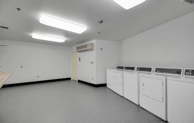 2 beds, 1 bath, 823 sqft, $1,795, Unit 126-229