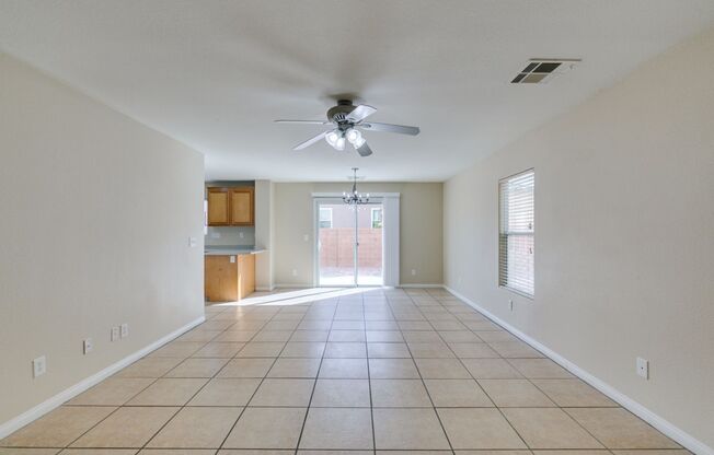 4 beds, 2.5 baths, $1,900