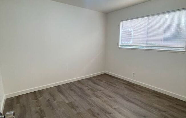 2 beds, 1 bath, 707 sqft, $1,795