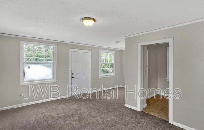 533 27 ST W