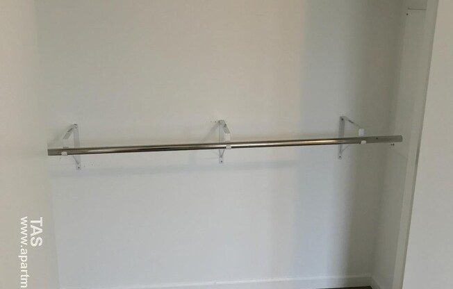 1 bed, 1 bath, $1,750, Unit 2D