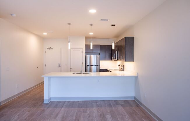 1 bed, 1 bath, 648 sqft, $1,395, Unit APT 210